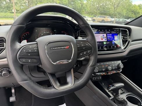 Used 2025 Dodge Durango GT AWD/4WD image 14