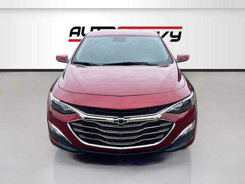 Used 2023 Chevrolet Malibu RS image 2