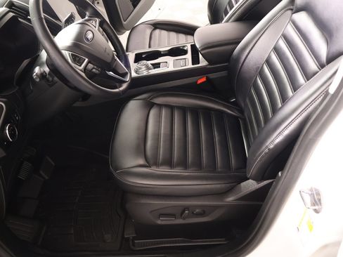 Used 2024 Ford Edge SEL w/ Convenience Package AWD/4WD image 11