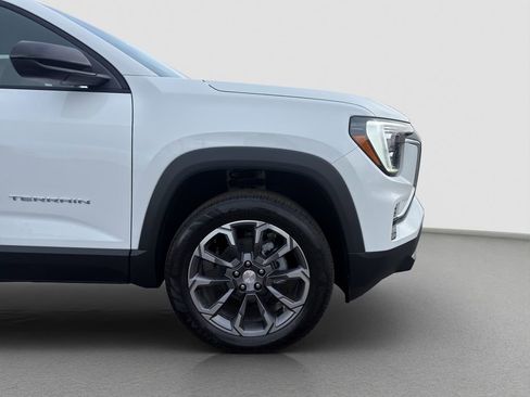 New 2026 GMC Terrain Elevation w/ Elevation Premium Package FWD image 23