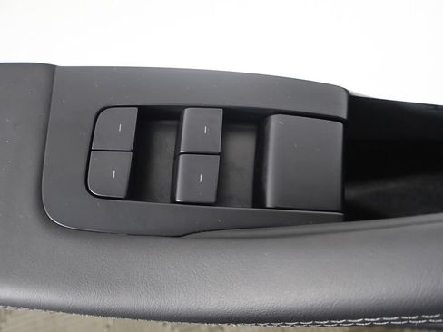 Used 2024 Tesla Model 3 Performance AWD/4WD image 36