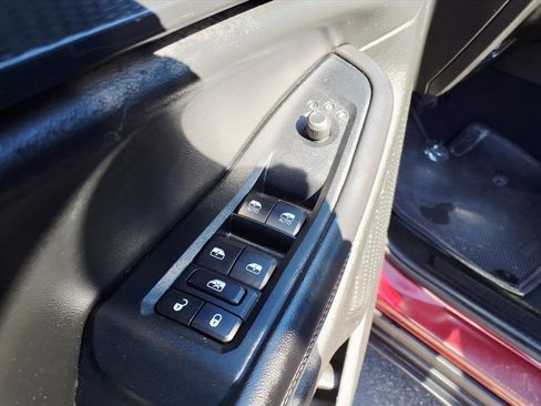 Used 2023 Jeep Grand Cherokee Altitude image 21