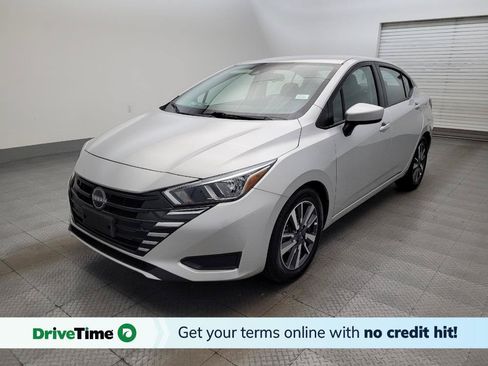 Used 2023 Nissan Versa SV FWD image 1