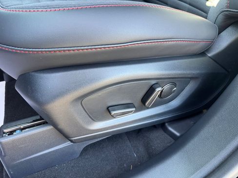 New 2026 Ford Explorer ST-Line w/ ST-Line Street Pack image 26