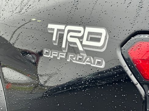 Used 2024 Toyota Tacoma TRD Off-Road image 26