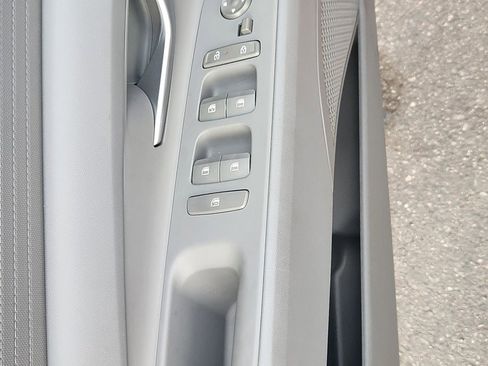 Certified 2025 Hyundai Elantra Blue image 14