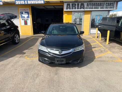 Used 2018 Acura ILX FWD image 2
