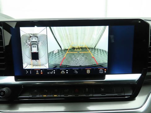 Used 2026 Chevrolet Silverado 1500 High Country w/ High Country Premium Package image 16