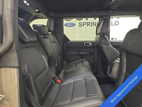 New 2026 Ford Bronco Outer Banks AWD/4WD image 13