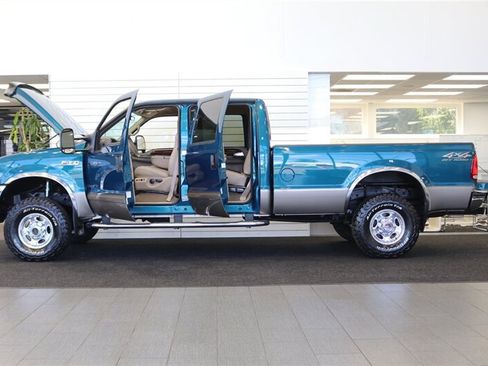 Used 2002 Ford F350 Lariat AWD/4WD image 10