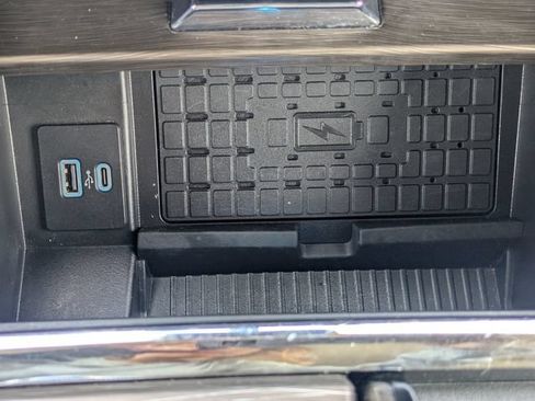 Used 2024 Ford Expedition Limited AWD/4WD image 24