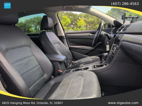 Used 2014 Volkswagen Passat 1.8T SE FWD image 25