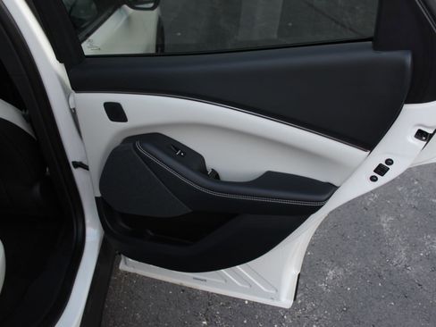 Used 2023 Ford Mustang Mach-E Premium image 14