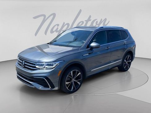 Used 2024 Volkswagen Tiguan SEL R-Line AWD/4WD image 1