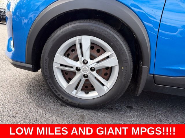 Used 2021 Nissan Kicks S FWD image 9