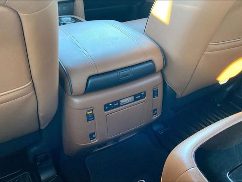 Used 2024 INFINITI QX80 Sensory w/ Cargo Package image 32