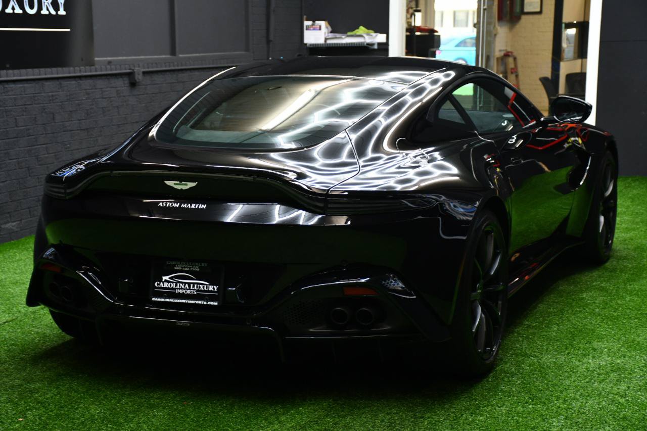 Used 2020 Aston Martin V8 Vantage Coupe RWD image 10