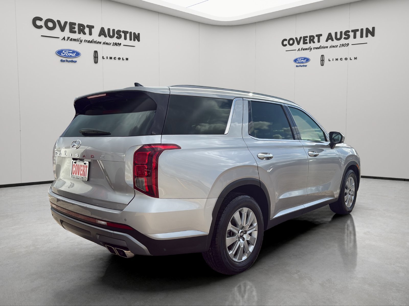 Used 2025 Hyundai Palisade SEL FWD image 5