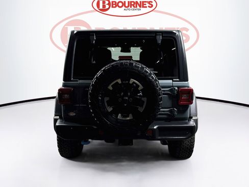 Used 2025 Jeep Wrangler Unlimited Rubicon 4xe w/ Safety Group AWD/4WD image 8