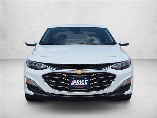 Used 2022 Chevrolet Malibu LT FWD image 2