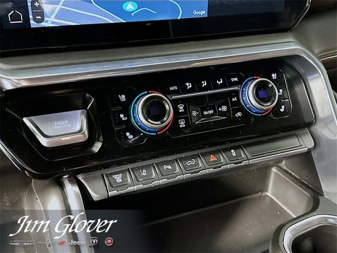 Used 2024 GMC Sierra 3500 Denali Ultimate image 32