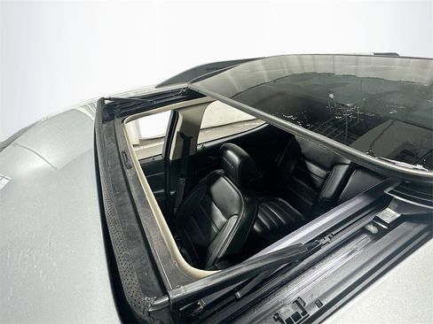 Used 2017 GMC Acadia Denali w/ Technology Package image 24