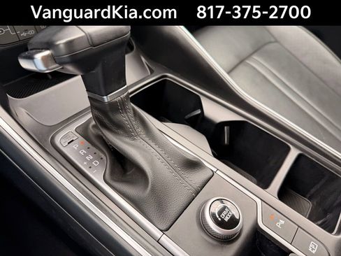 Certified 2025 Kia Sorento S image 22