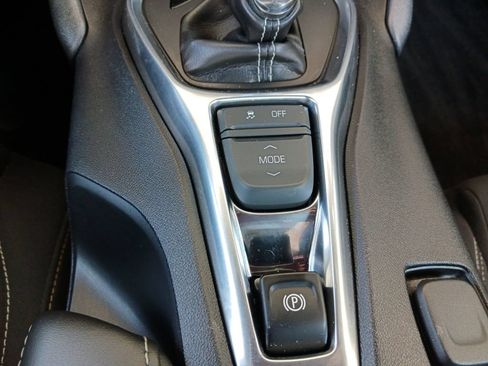 Used 2019 Chevrolet Camaro LT RWD image 24