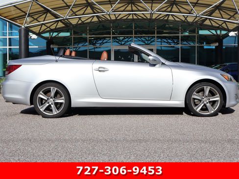 Used 2012 Lexus IS 250C w/ Luxury Pkg RWD image 12