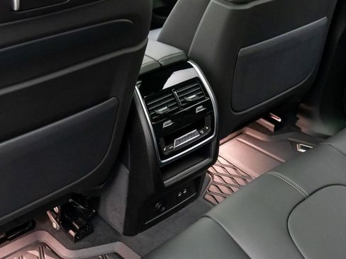 New 2026 BMW X5 xDrive50e w/ Executive Package image 18