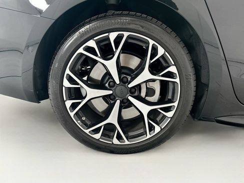 Used 2026 Audi A6 Premium Plus AWD/4WD image 32