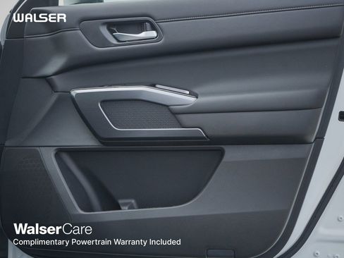 New 2026 Nissan Pathfinder SL image 10