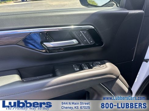 Used 2025 Chevrolet Tahoe LT AWD/4WD image 13