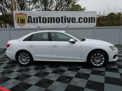 Used 2022 Audi A4 2.0T Premium image 4