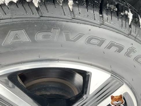 Used 2024 Nissan Sentra SV image 8