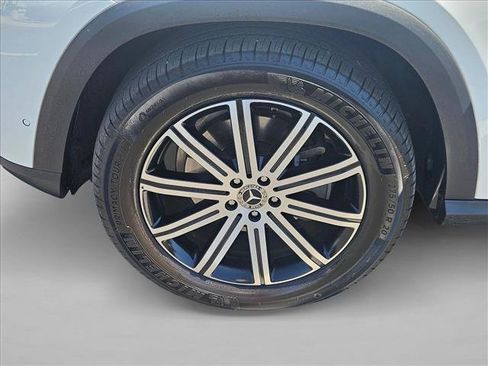 Used 2024 Mercedes-Benz GLE 350 4MATIC image 25
