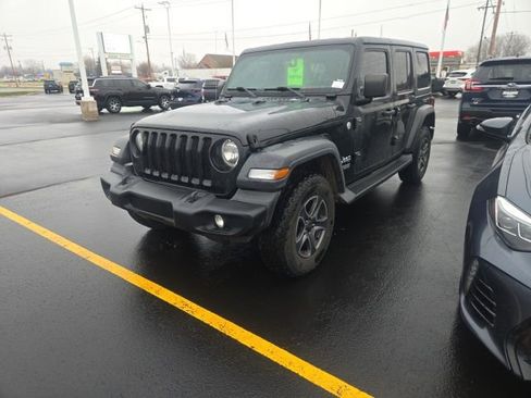 Used 2018 Jeep Wrangler Unlimited Sport S image 3