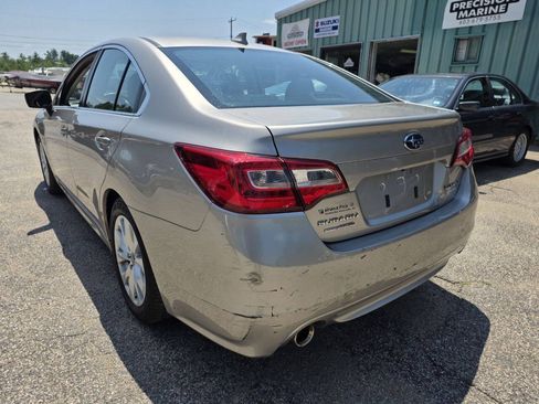 Used 2017 Subaru Legacy 2.5i Premium AWD/4WD image 14