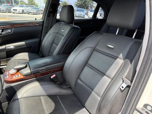 Used 2009 Mercedes-Benz S 63 AMG image 11