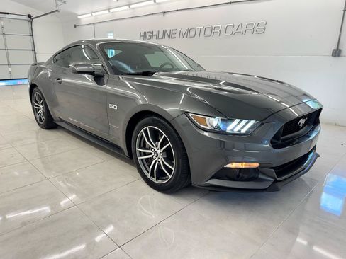 Used 2016 Ford Mustang GT Premium RWD image 3