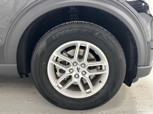 Used 2025 Ford Explorer Active image 61