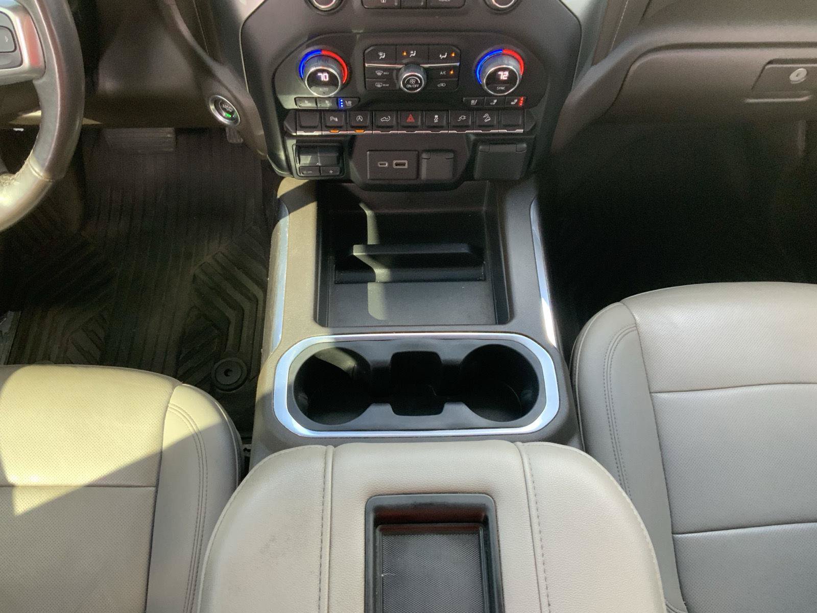 Used 2022 Chevrolet Silverado 1500 LTZ AWD/4WD image 44