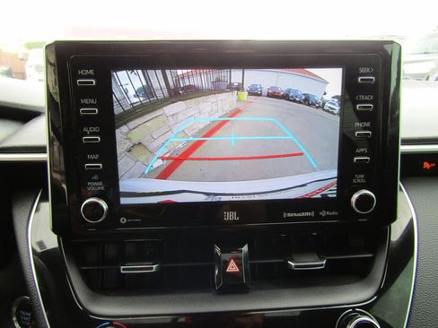 Used 2021 Toyota Corolla SE w/ SE Premium Package FWD image 18