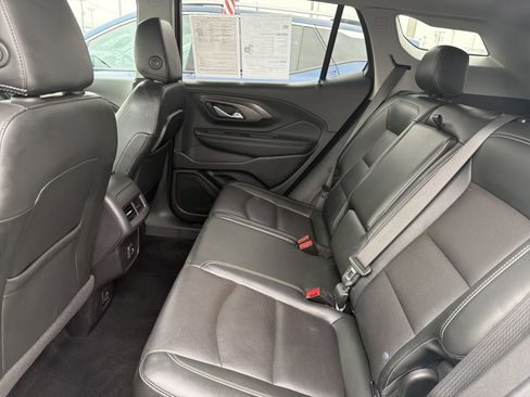 Certified 2022 GMC Terrain SLT w/ Tech Package image 23