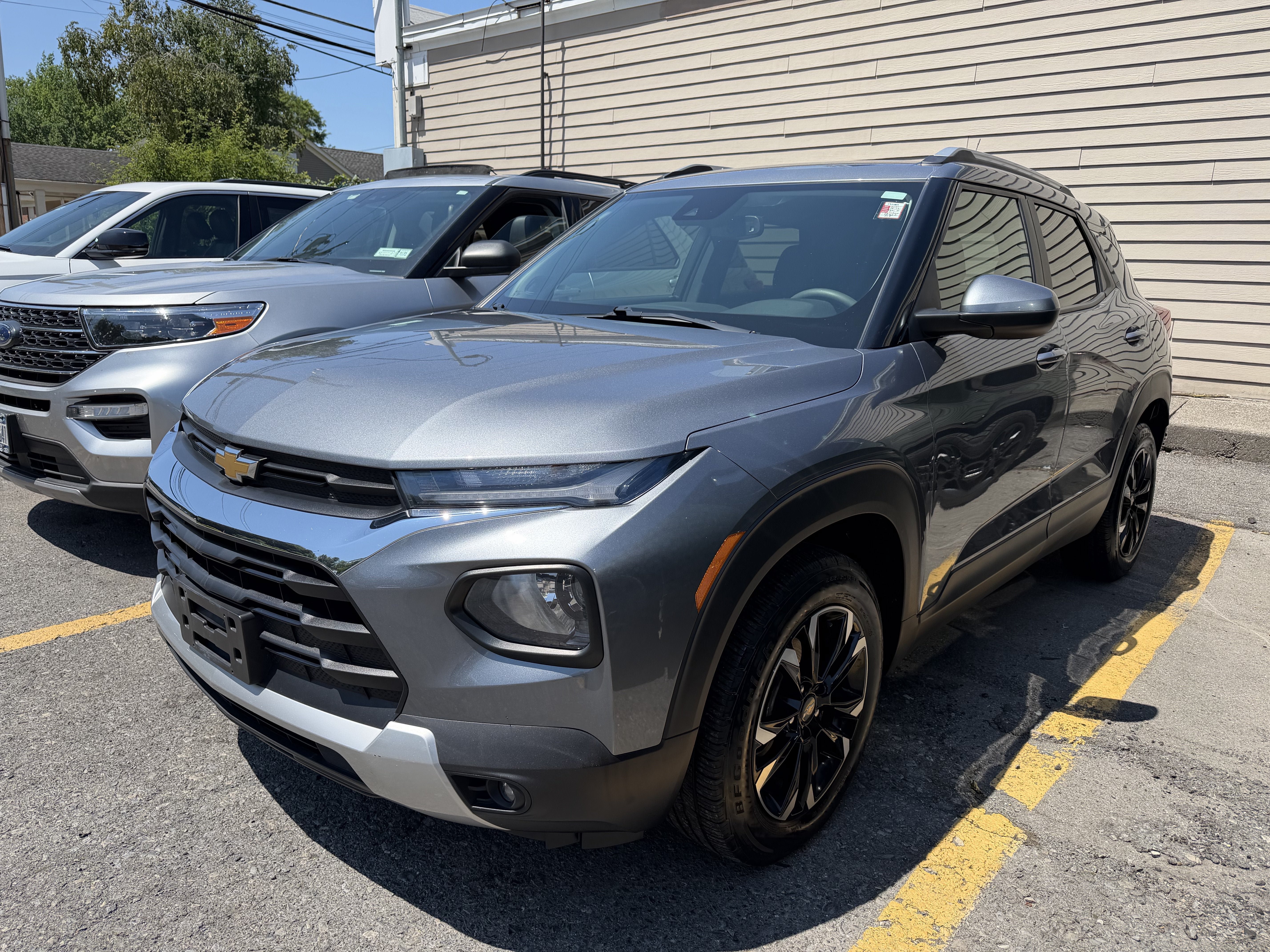 Used 2021 Chevrolet TrailBlazer LT w/ Convenience Package AWD/4WD image 4