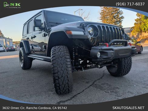 Used 2018 Jeep Wrangler Unlimited Rubicon AWD/4WD image 6