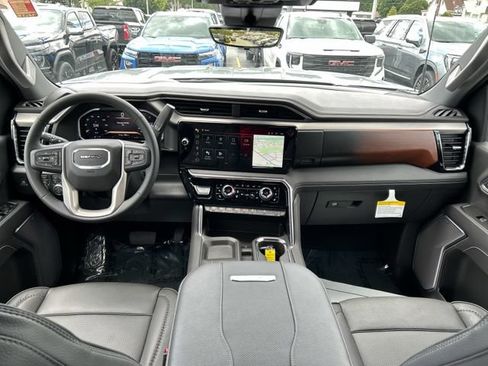 New 2026 GMC Sierra 2500 Denali w/ Technology Package AWD/4WD image 19
