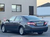 Used 2010 Toyota Camry XLE image 5