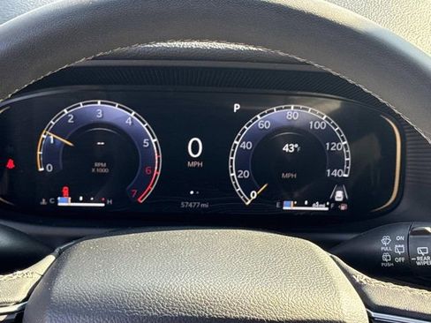 Used 2024 Jeep Wagoneer L Series II w/ Flexible Seating Group image 28