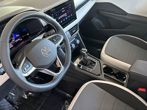 New 2025 Volkswagen Taos S image 9